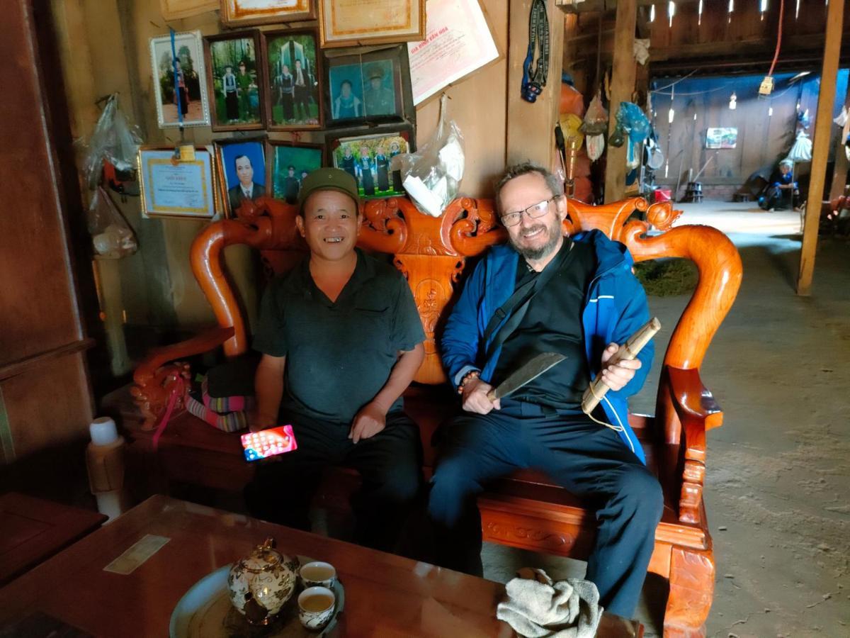 Mu Cang Chai Indigenous Homestay- Trek- Food- Bus מראה חיצוני תמונה