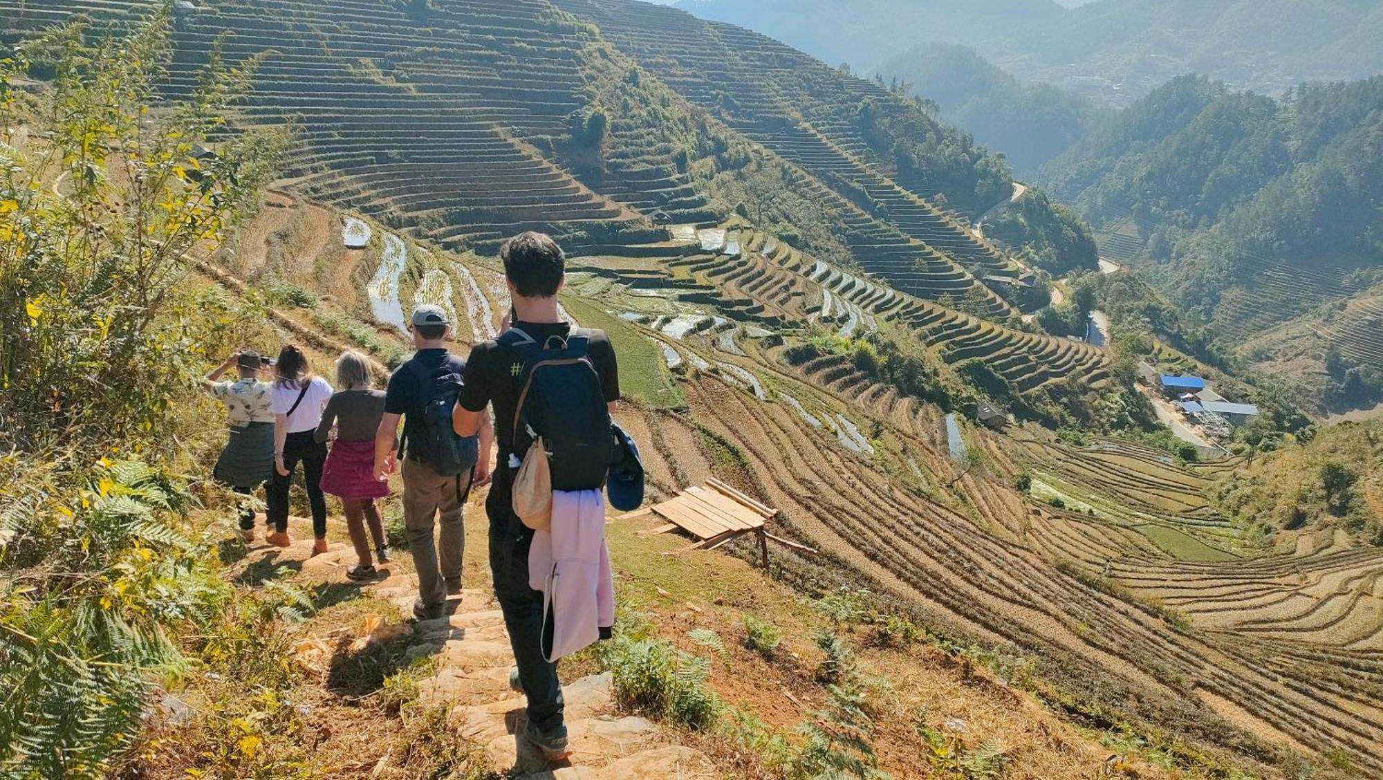Mu Cang Chai Indigenous Homestay- Trek- Food- Bus מראה חיצוני תמונה